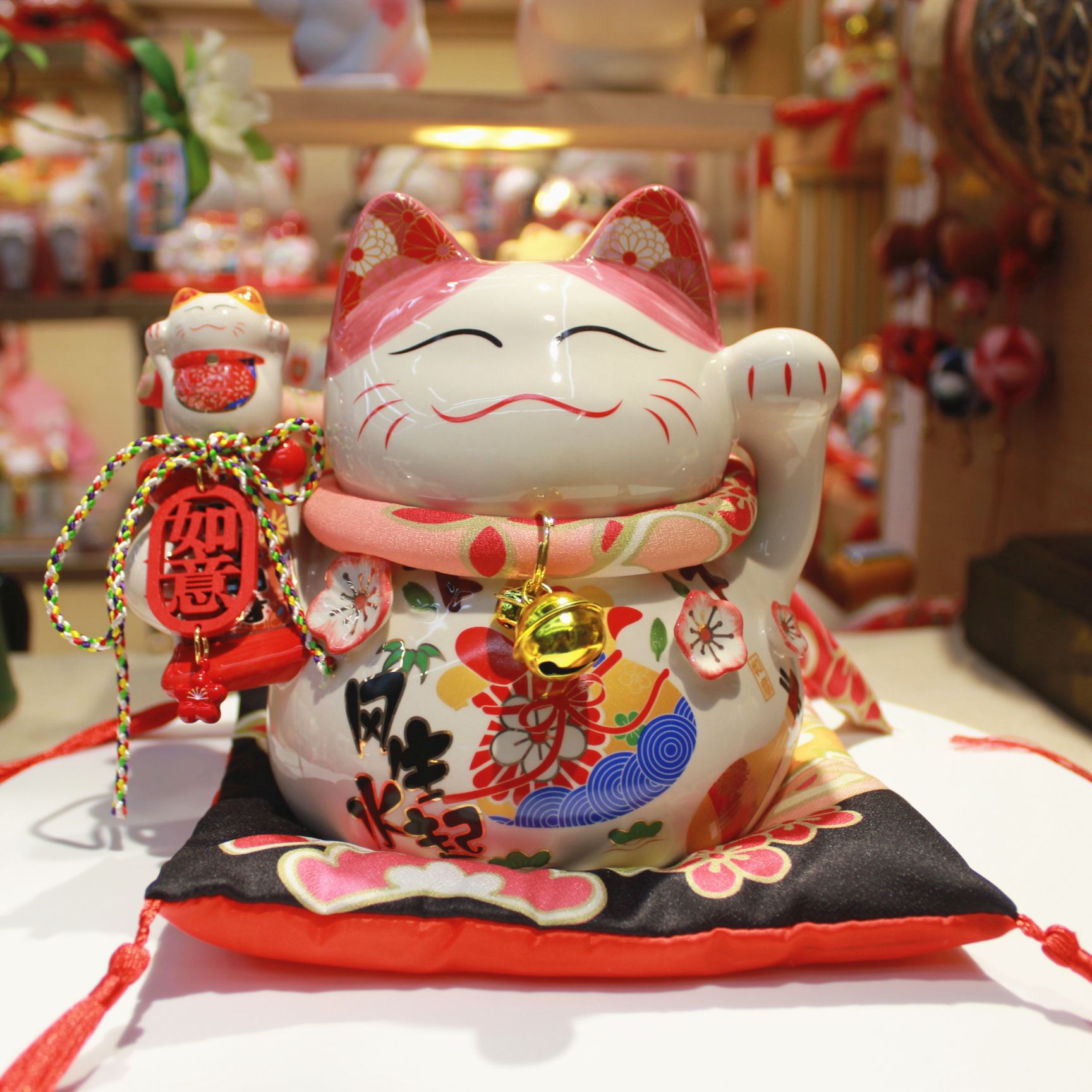 7 inch cherry blossom lucky cat piggy bank home store living room decoration ceramic lucky cat home decoration crafts