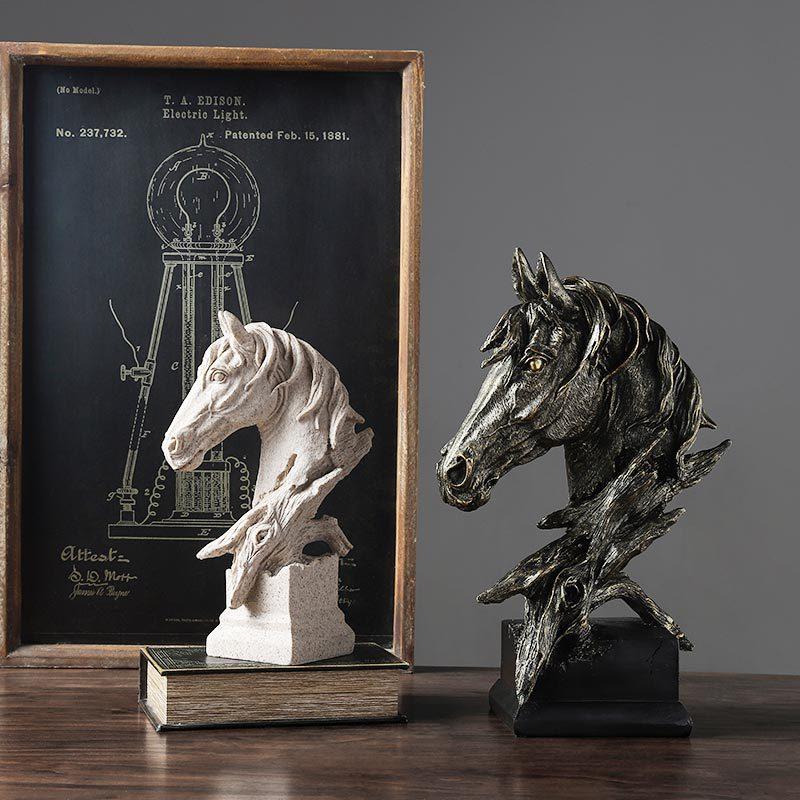 European-style simple horse head living room resin crafts sandstone TV cabinet office decorations ornaments zodiac